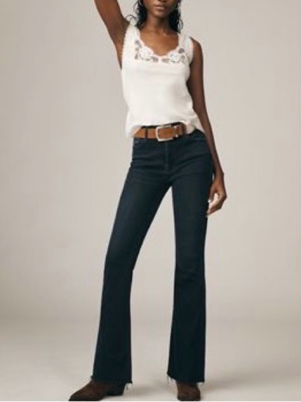 MOTHER Weekender Fray Mid-Rise Flare Jeans